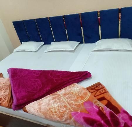 Hotel Rolex اوجاين المظهر الخارجي الصورة