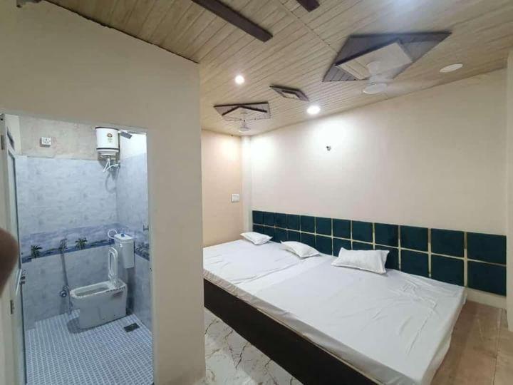 Hotel Rolex اوجاين المظهر الخارجي الصورة